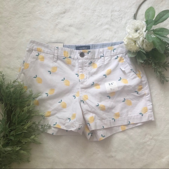 Old Navy Pants - Old Navy Everyday Lemon Shorts NWT